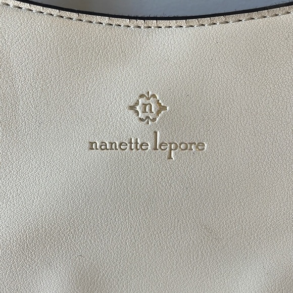 Nanette Lepore cream color purse with straw weave detail - Picture 3 of 9